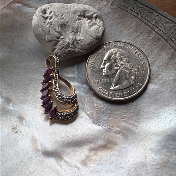 14k over 925 Sterling silver amethyst pendant. - Picture 4 of 4